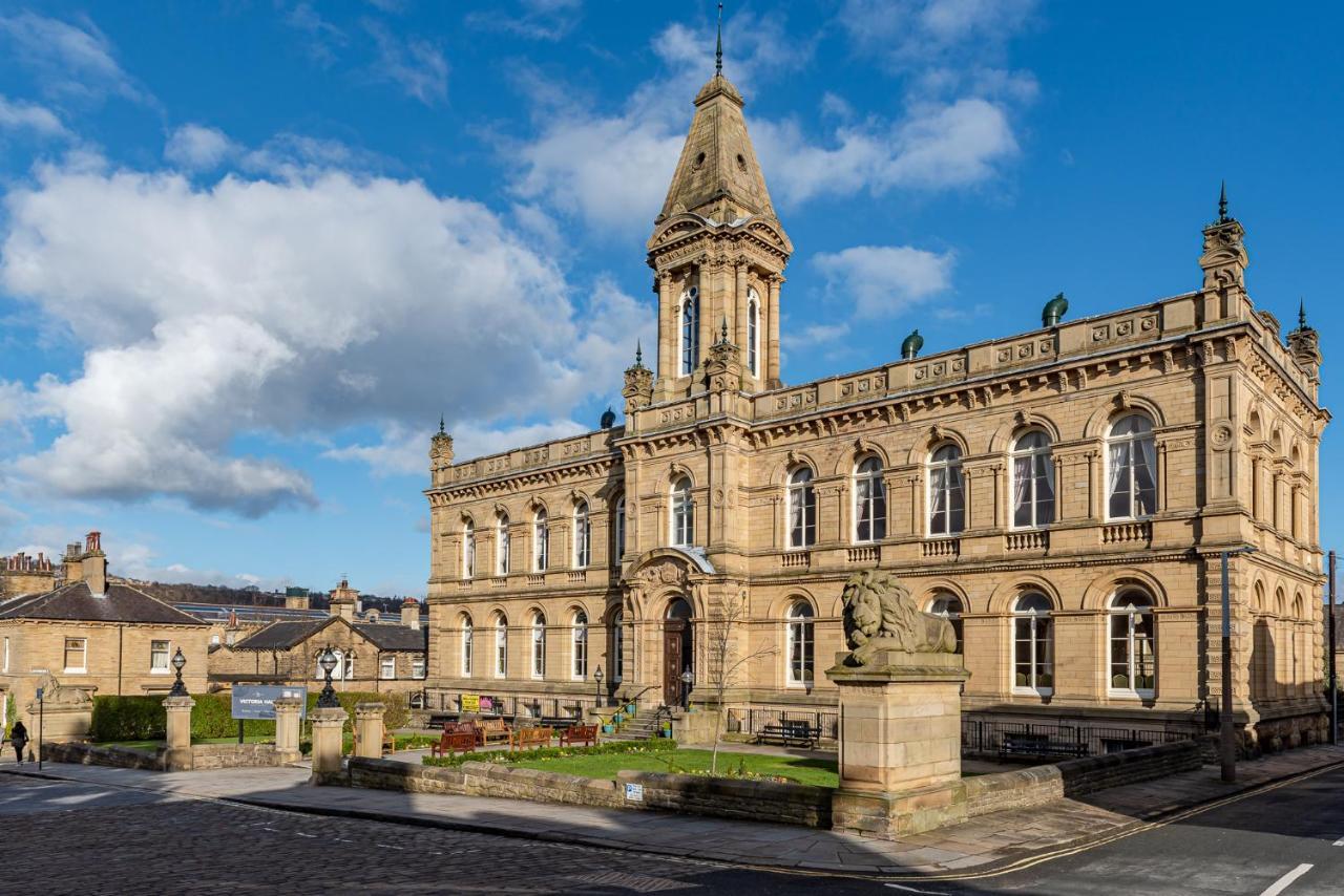 Riverside Balcony Apartment With Parking Just Minutes To Saltaire Shipley (West Yorkshire) Exterior foto