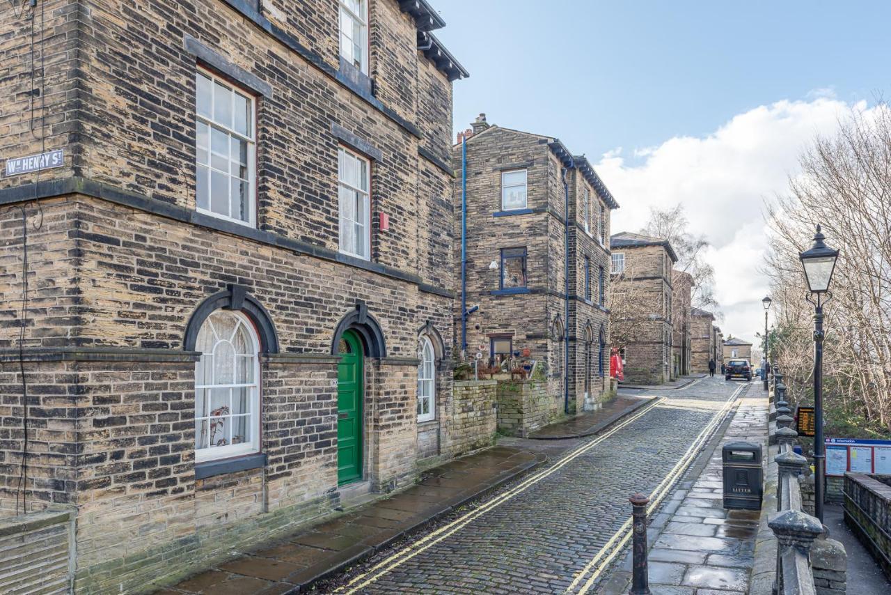 Riverside Balcony Apartment With Parking Just Minutes To Saltaire Shipley (West Yorkshire) Exterior foto